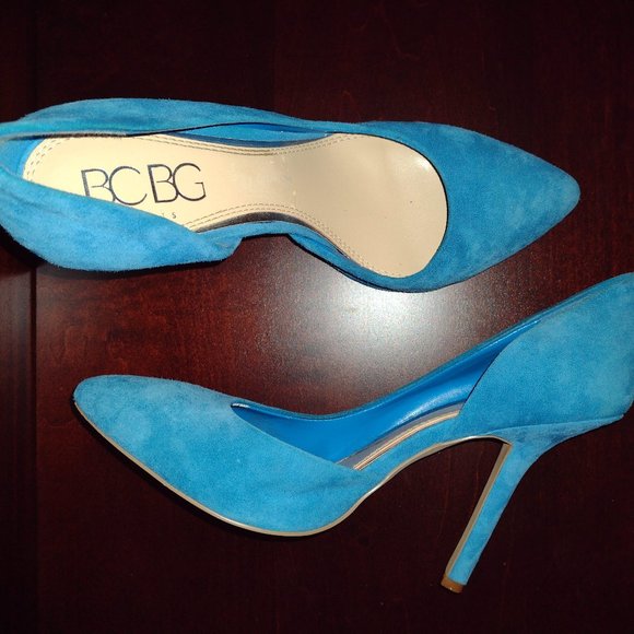 BCBG Paris Shoes - BCBG Paris Blue Suede Pumps